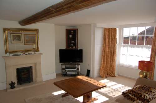 Foxham Farmhouse
, Foxham, Chippenham, Wiltshire, SN15 4NQ